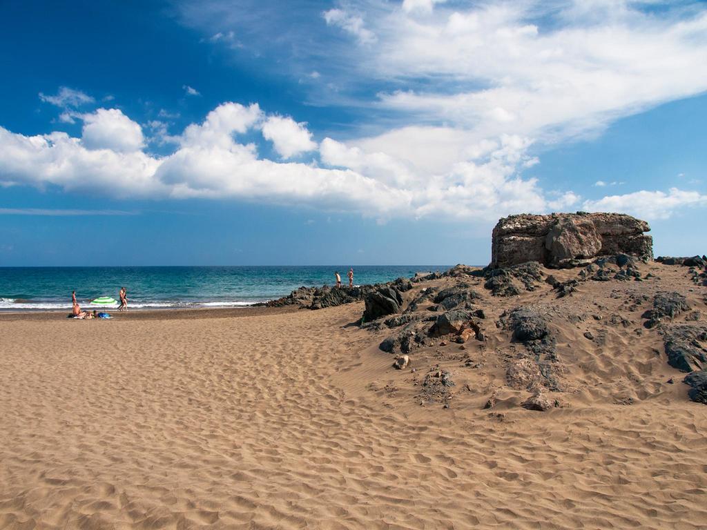 Beach House Adelfas San Agustin Mci ภายนอก รูปภาพ
